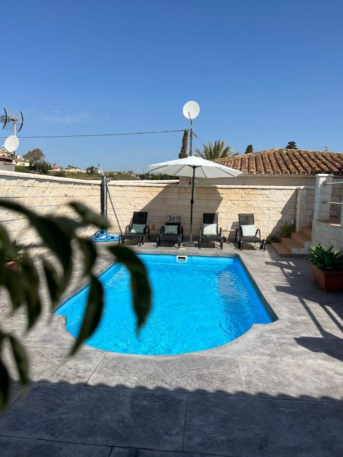 Monte Azul Villa Malaga Exterior photo